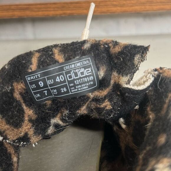 Hey Dude Womens Size 9 Britt Cream Cheetah Lace Up Shoes - Picture 7 of 8